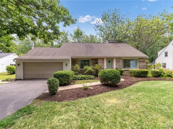 2090 Ferry Rd, Grand Island, NY 14072