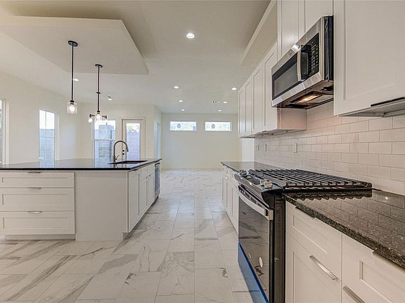 4th image of 2903 El Fenice Ln