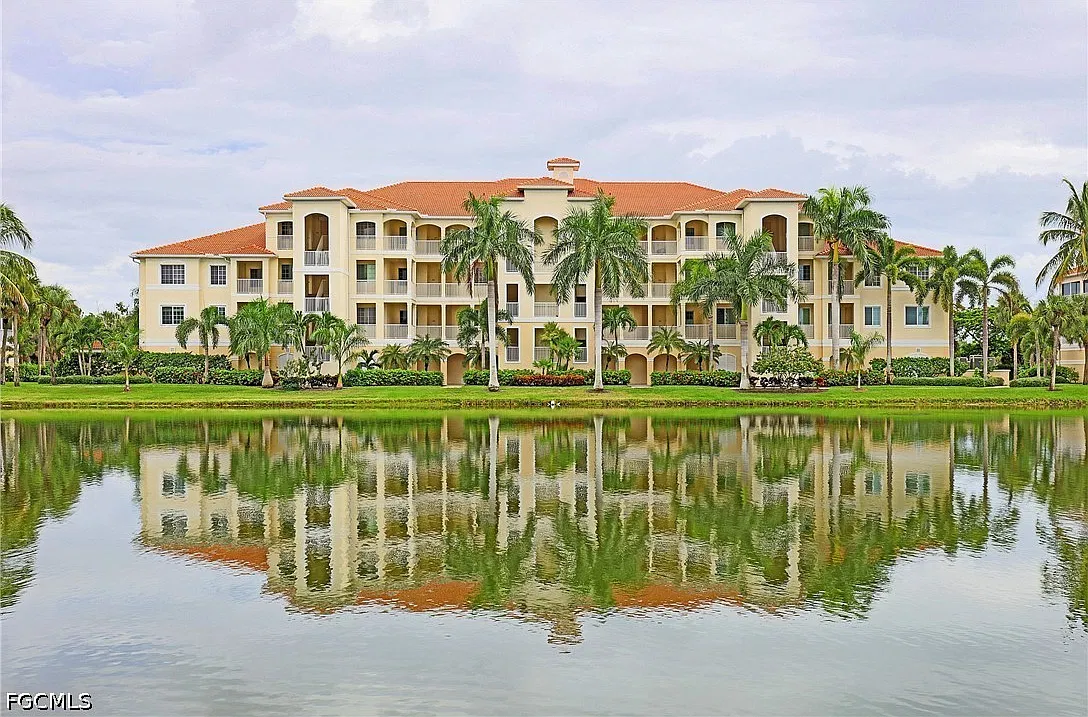 2 bed, 2.0 bath, 1373 sqft, $3,375 — Photo 1