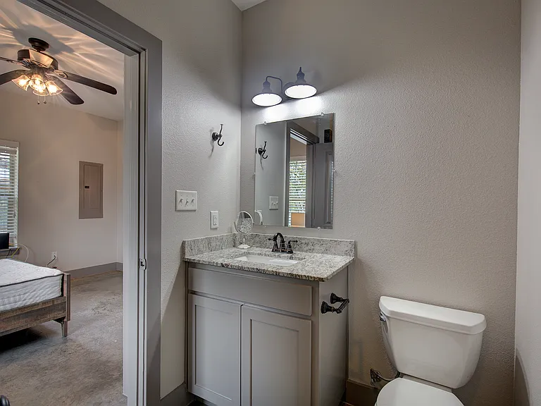 604 Maple St #2 — Photo 22