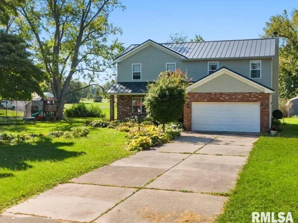 206 Glendale Ln, East Peoria, IL 61611