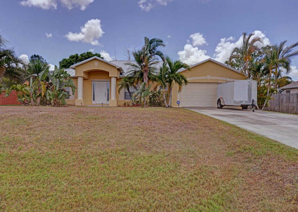 1st image of 3045 SE Galt Cir
