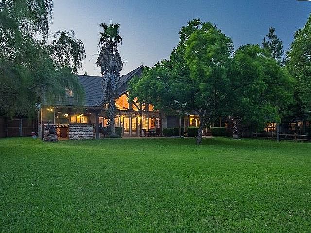 1st image of 324 Pebble Beach Dr