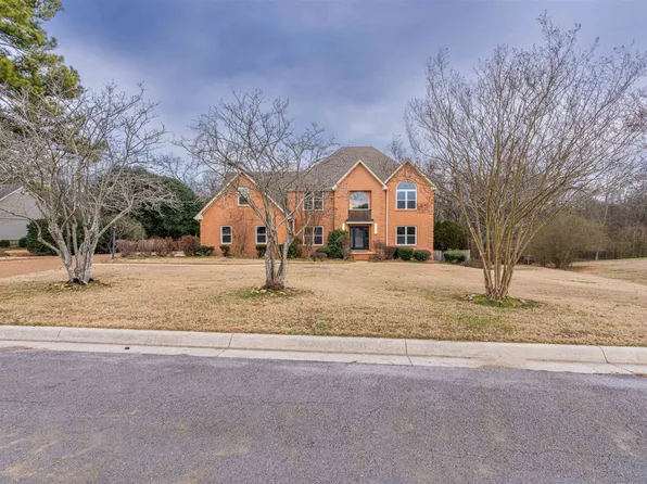 9230 Turtle Point Dr, Killen, AL 35645