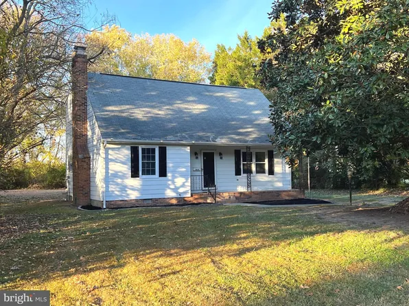 30340 Holly Ln, Delmar, MD 21875