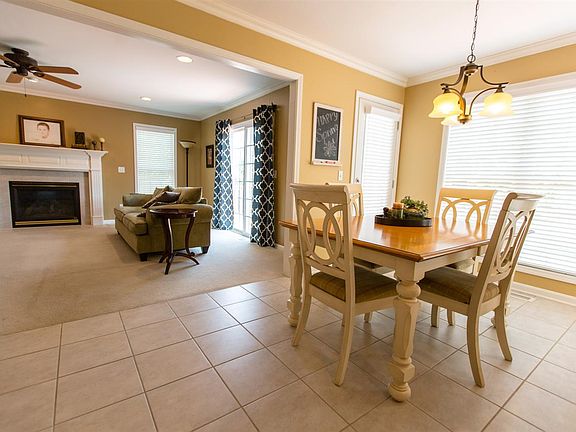 5th image of 4388 Wynbrooke Dr
