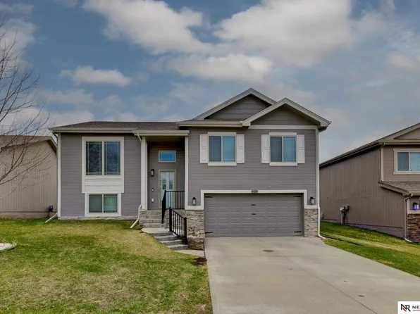 8329 Sheffield St, Omaha, NE 68122