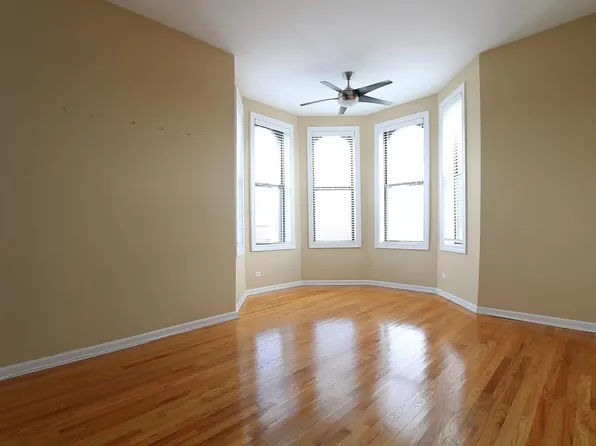 2234 W Taylor St APT 3F, Chicago, IL 60612