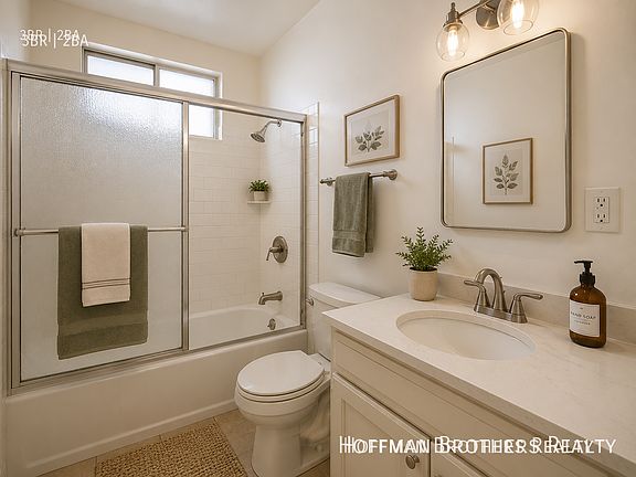5th image of 1937 S Bedford St APT 4