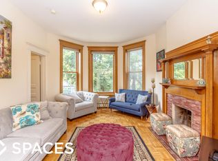 1037 W Wellington Ave #UNT_2, Chicago, IL 60657