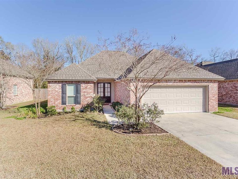 1st image of 2132 Woodland Ct