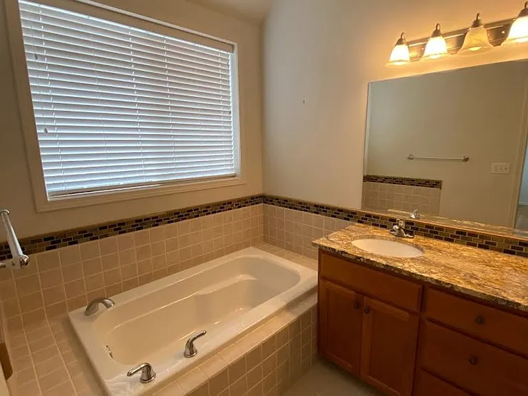 1725 Harrison Pl #102 — Photo 18