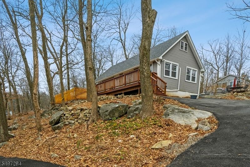 1st image of 502 Upper Highland Lakes Dr
