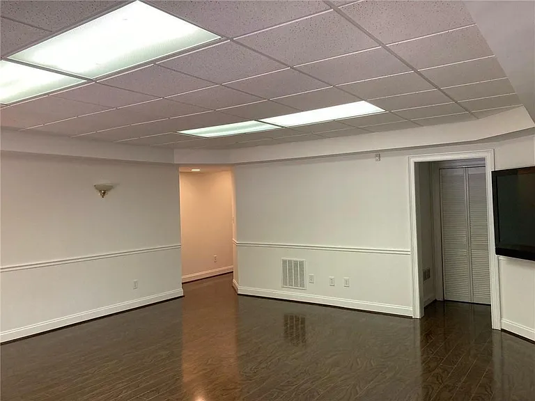912 Tarry Post Ct — Photo 33