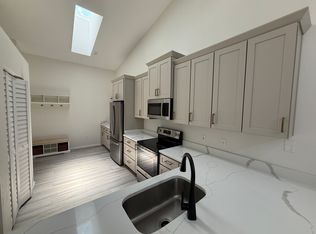 39650 Us Highway 19 N APT 642, Tarpon Springs, FL 34689
