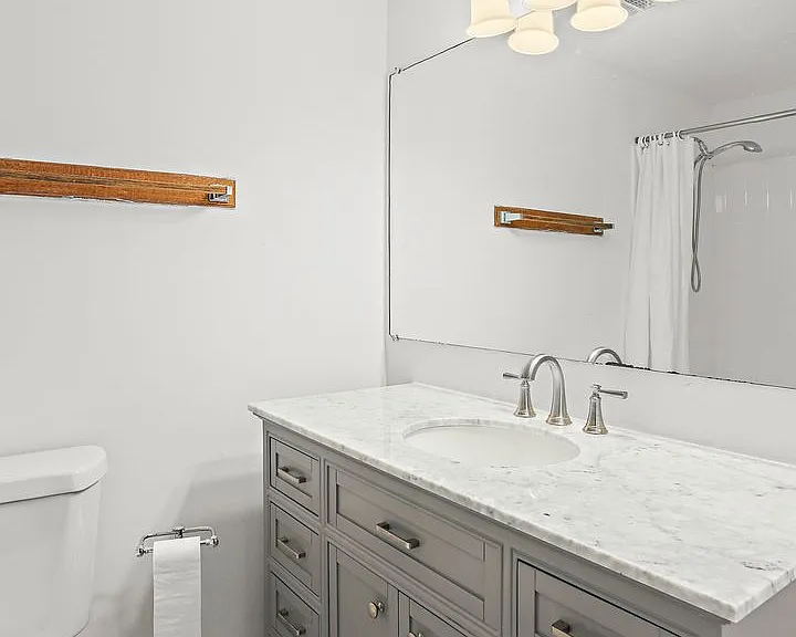 9629 Whiteacre Rd #B2 — Photo 7