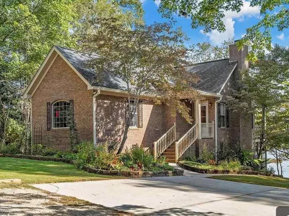 1303 Woodside Dr, Winnsboro, SC 29180