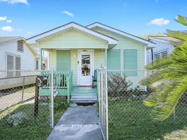 5507 Avenue P, Galveston, TX 77551