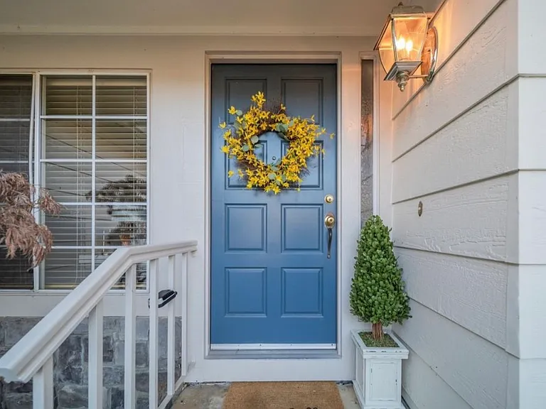 3309 Colonial Ct — Photo 17