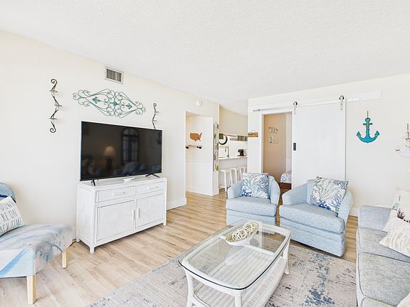 4th image of 8815 Thomas Dr Unit 806