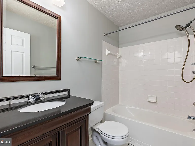 2807 Chapman Ct — Photo 27