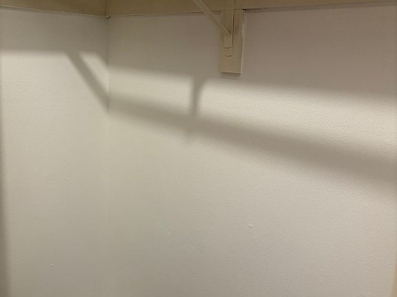 5th image of 201 Staples Dr
