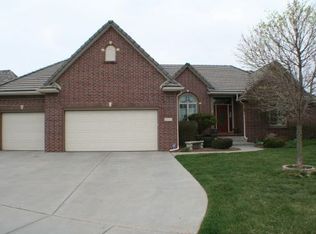 2438 W Timbercreek Ct, Wichita, KS 67204