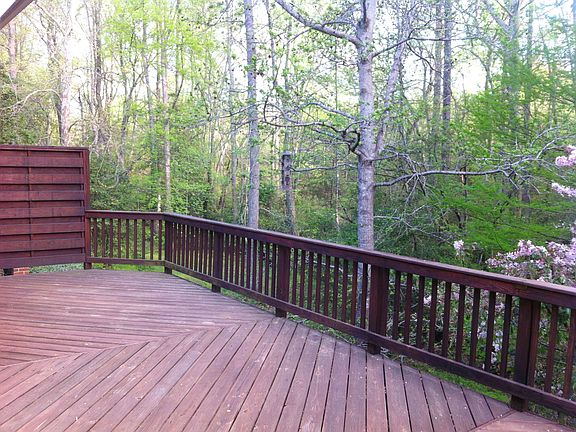 Back Upper Level Deck Left