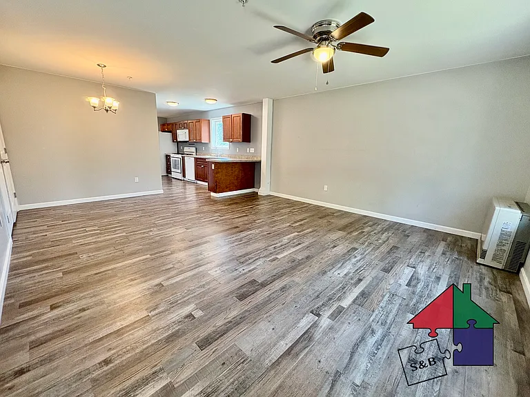 59 Cornelia Ct — Photo 9