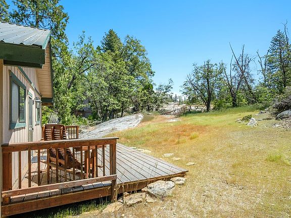 3rd image of 42488 Rock Ledge Rd
