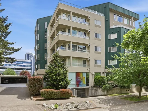 4528 8th Avenue NE #4B, Seattle, WA 98105