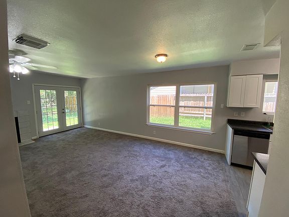 3rd image of 6927 Wright Way St #6927