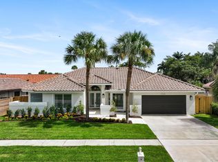 9585 Carousel Cir S, Boca Raton, FL 33434