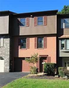 7358-7358 Beacon Hill Dr, Pittsburgh, PA, 15221