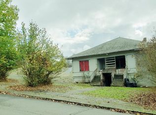 1853 NE Klamath Ave, Roseburg, OR 97470