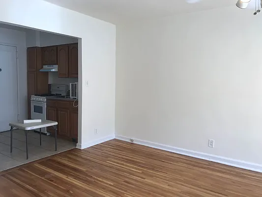 Rented by Voro, LLC | media 13