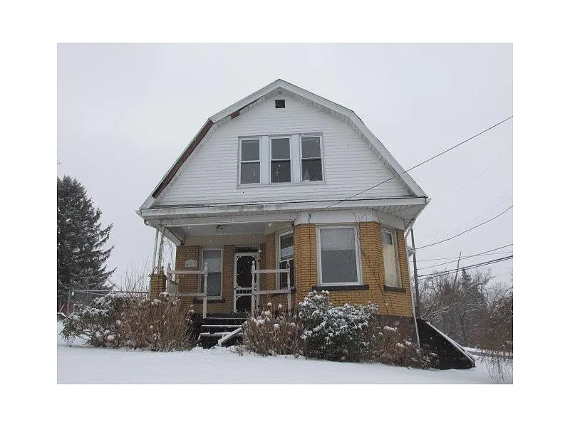 402 McClerge Ave photo 1
