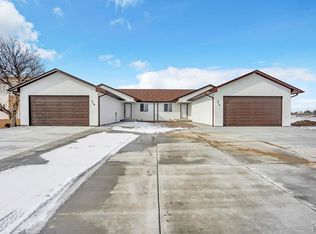 717-719 S Bellflower Dr, Pueblo, CO 81007
