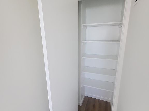 2nd image of 3438 Mentone Ave APT 8