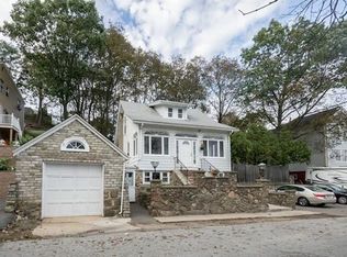 9 Glenway Ave, Peabody, MA 01960