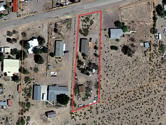 2nd image of 1108 Evergreen Dr