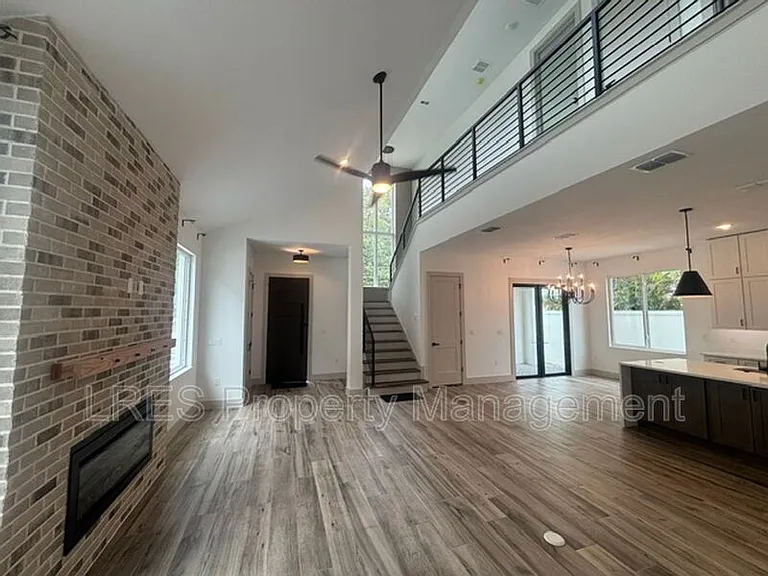 722 Ellwood Ave — Photo 20
