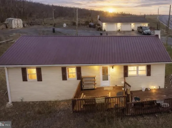 30 Valley Rd, Newville, PA 17241