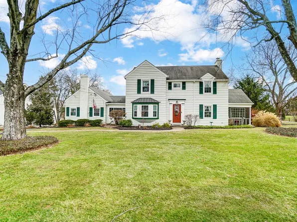 6586 Kenwood Rd, Cincinnati, OH 45243