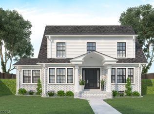 55 Franklin Pl, Montclair, NJ 07042