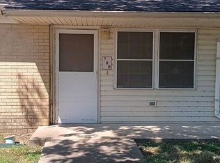 700 W Warren St, Charleston, MO 63834