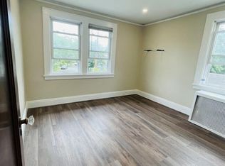 52 Stephenson Blvd, New Rochelle, NY 10801