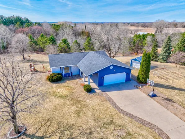 892 Trail 12, Hudson, WI 54016