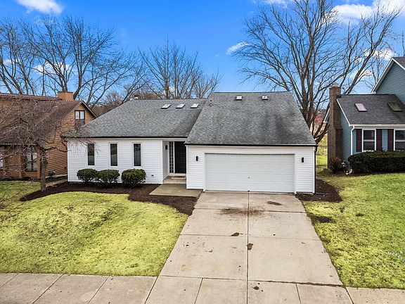 2nd image of 2732 Rolling Meadows Dr