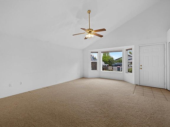 5th image of 2700 Brae Dr
